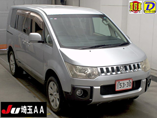 MITSUBISHI DELICA D5