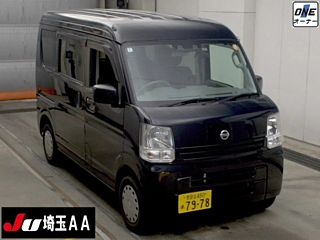 NISSAN CLIPPER VAN