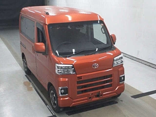 TOYOTA PIXIS VAN