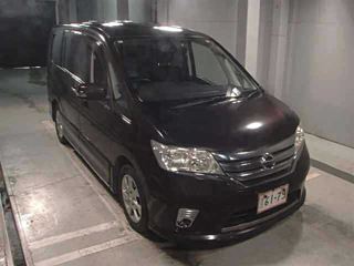 NISSAN SERENA