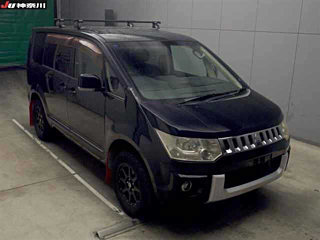 MITSUBISHI DELICA D5