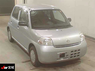 DAIHATSU ESSE