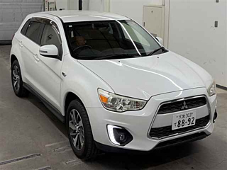 MITSUBISHI RVR