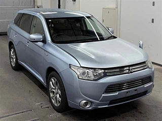 MITSUBISHI OUTLANDER PHEV