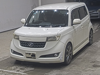TOYOTA BB