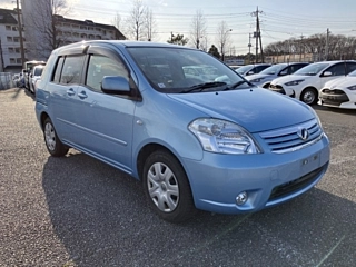 TOYOTA RAUM