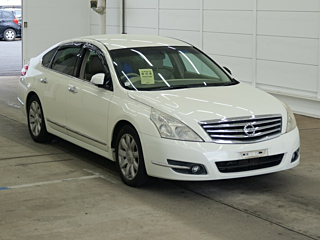 NISSAN TEANA