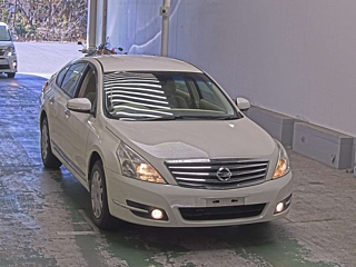 NISSAN TEANA