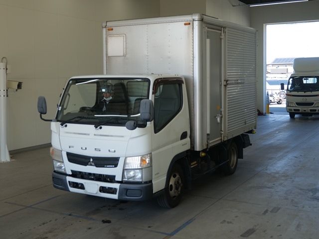 MITSUBISHI CANTER 2015