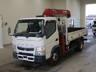 MITSUBISHI CANTER