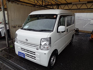 NISSAN CLIPPER VAN