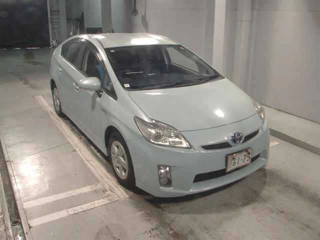 TOYOTA PRIUS 2010