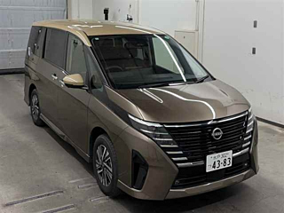 Nissan Serena 2024
