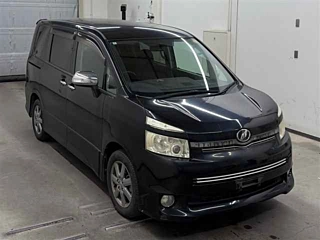 Toyota Voxy 2010