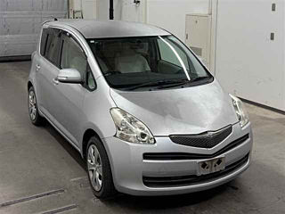 Toyota Ractis 2009