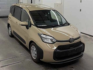 Toyota Sienta 2023