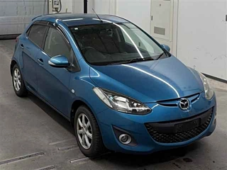 Mazda Demio 2013