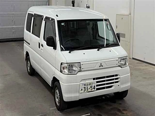 Mitsubishi Minicab 2013
