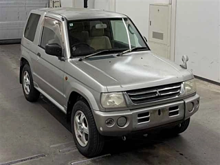 Mitsubishi Pajero 2004