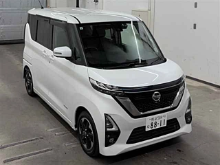 Nissan Roox 2021