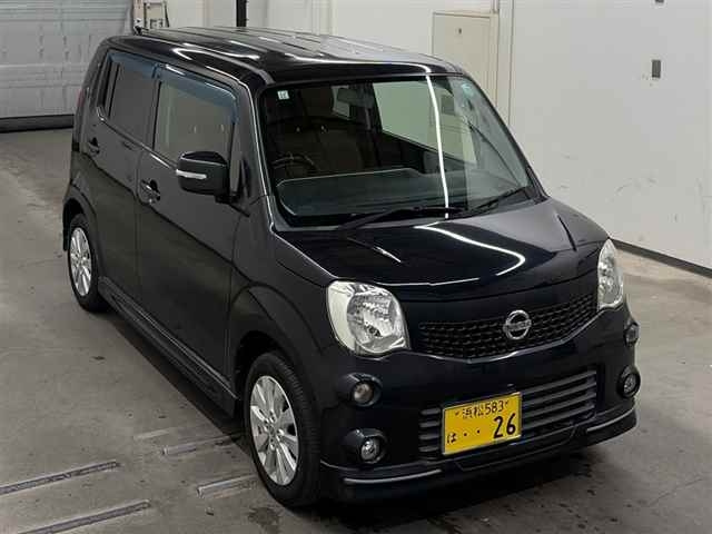 Nissan Moco 2013