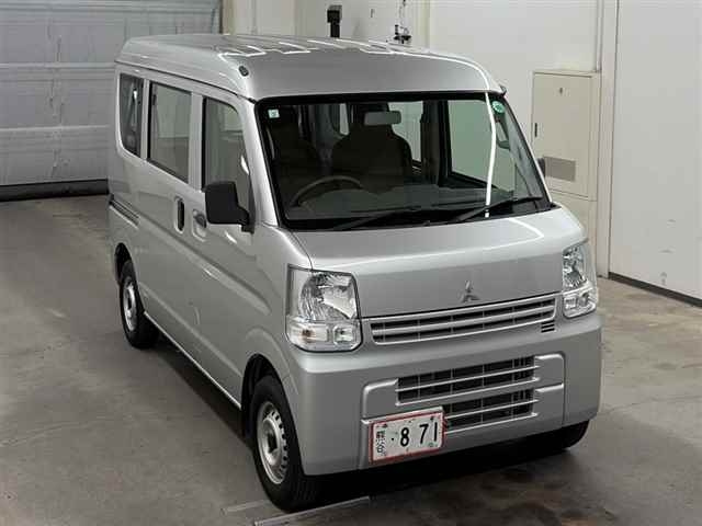 Mitsubishi Minica 2018