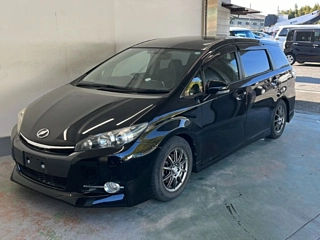 Toyota Wish 2013