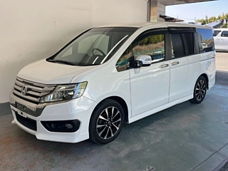 Honda Step Wagon 2013