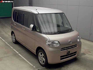 Daihatsu Tanto 2011