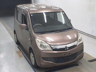 Mitsubishi Delica 2011