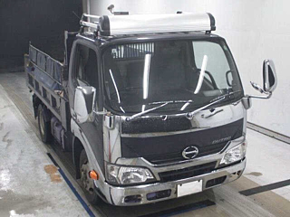 Hino Dutro 2012