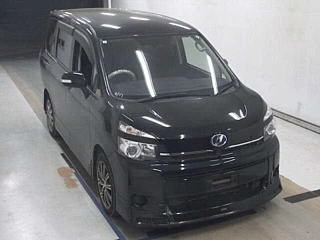Toyota Voxy 2012