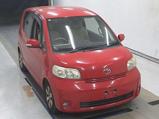 Toyota Porte 2010