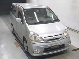 Nissan Serena 2004