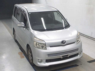 Toyota Voxy 2009