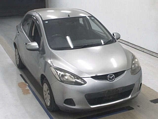 Mazda Demio 2010