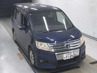 Honda Step Wagon 2011