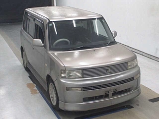 Toyota bB 2001