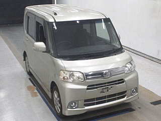 Daihatsu Tanto 2013