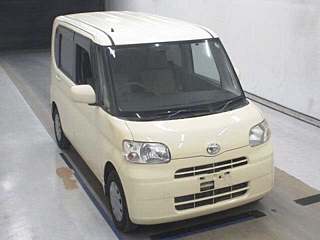 Daihatsu Tanto 2008