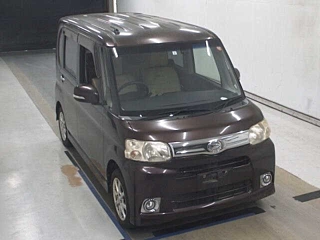 Daihatsu Tanto 2013