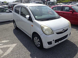 Daihatsu Mira 2010