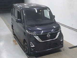 Nissan Roox 2020