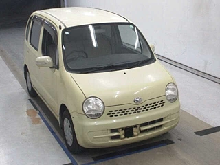 Daihatsu Move 2004