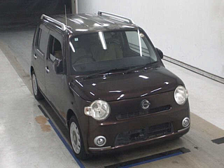 Daihatsu Mira 2012