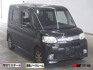 Daihatsu Tanto 2013