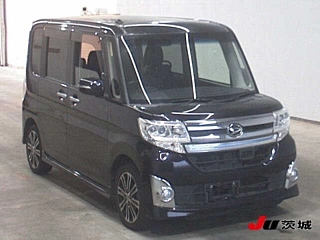Daihatsu Tanto 2015
