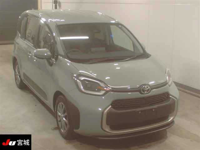 Toyota Sienta