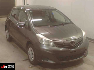 Toyota Vitz 2013