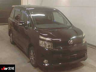 Toyota Voxy 2009